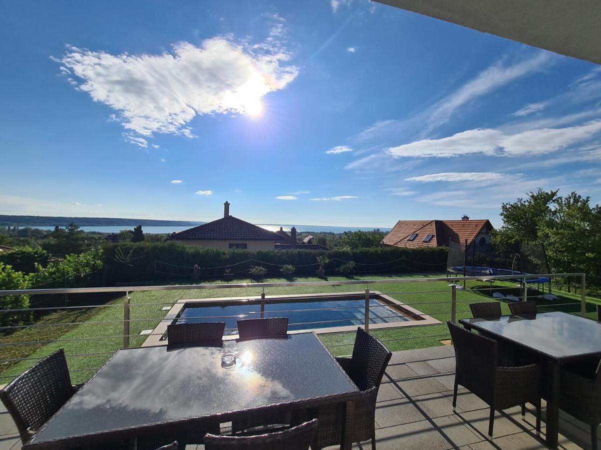 Aranyeső Apartmanházak No.1 Balatonalmádi Exterior foto